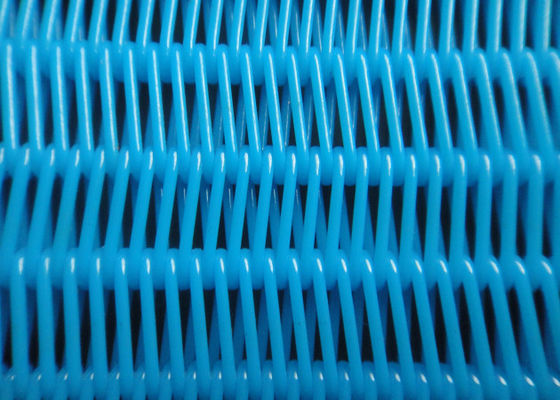 Porcellana Tessuto filtrante della cinghia di spirale della maglia del poliestere usato per l&#039;essiccamento e la filtrazione fabbrica